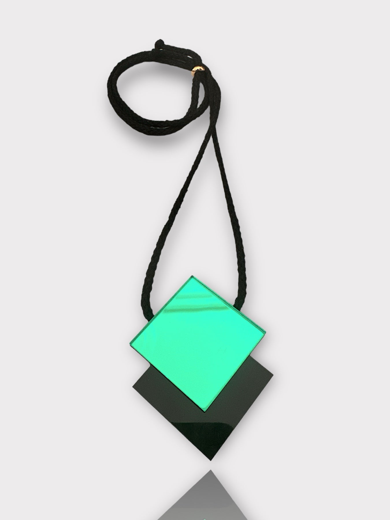 RHOMBUS NECKLACE