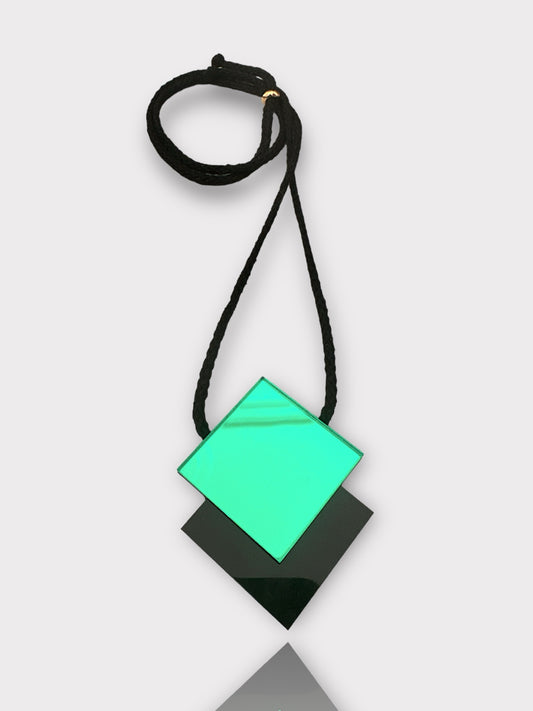 RHOMBUS NECKLACE