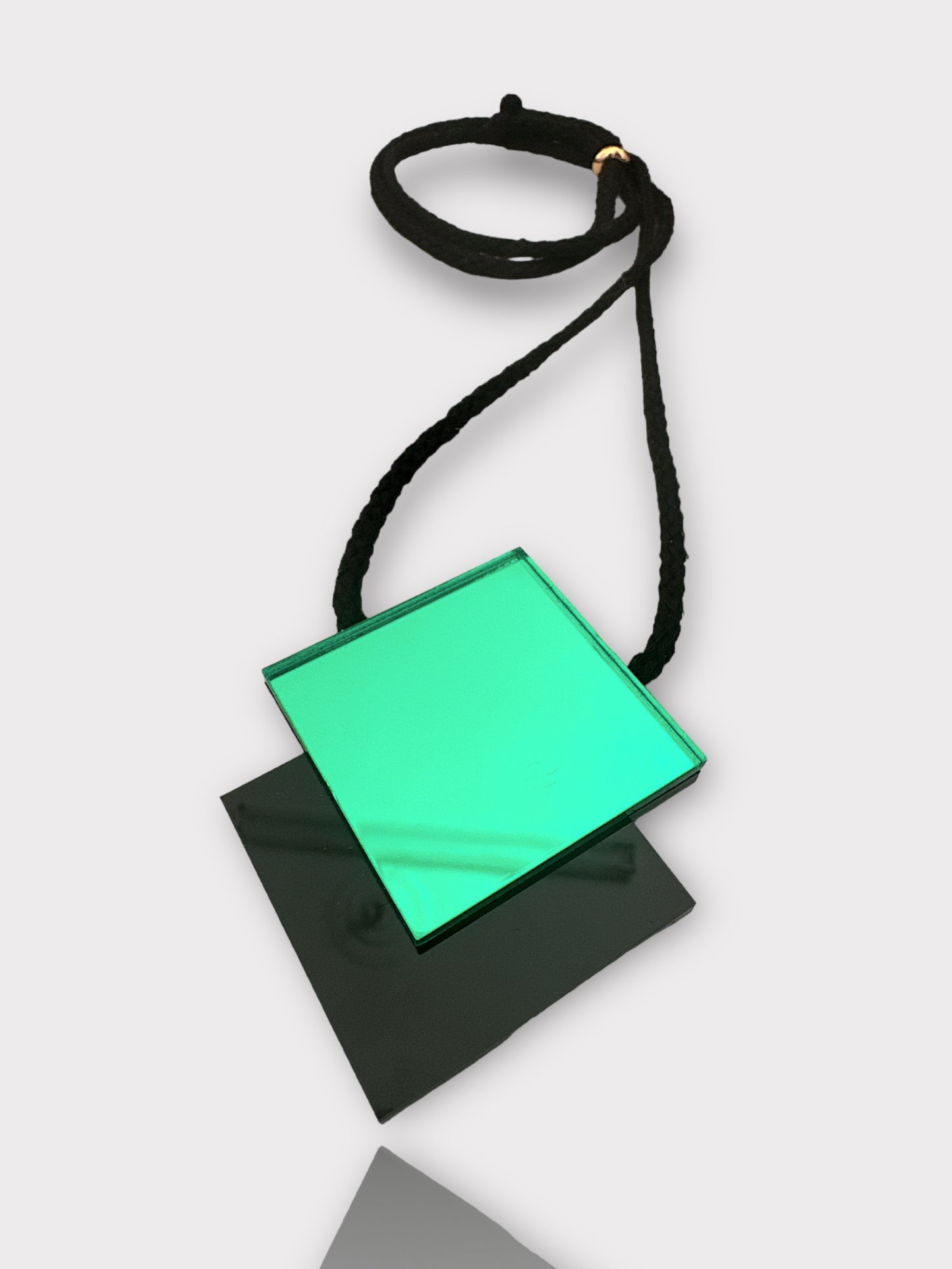 RHOMBUS NECKLACE
