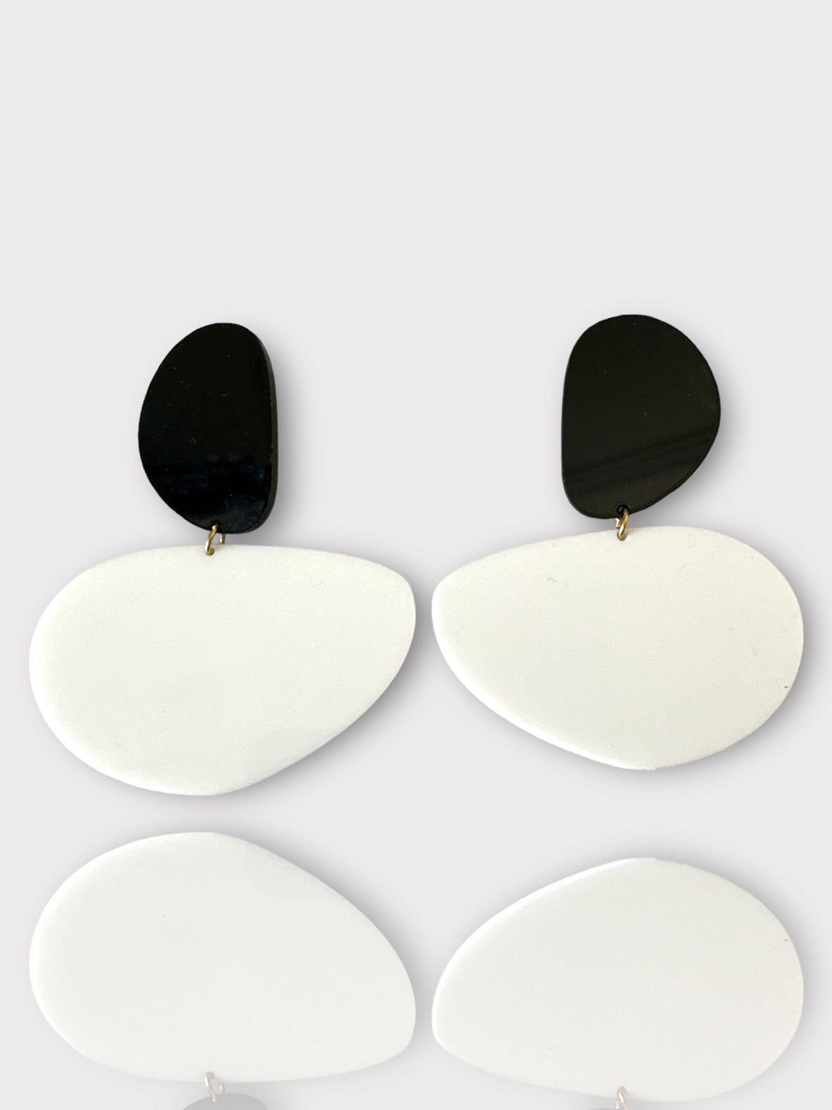 VOTSALO EARRINGS