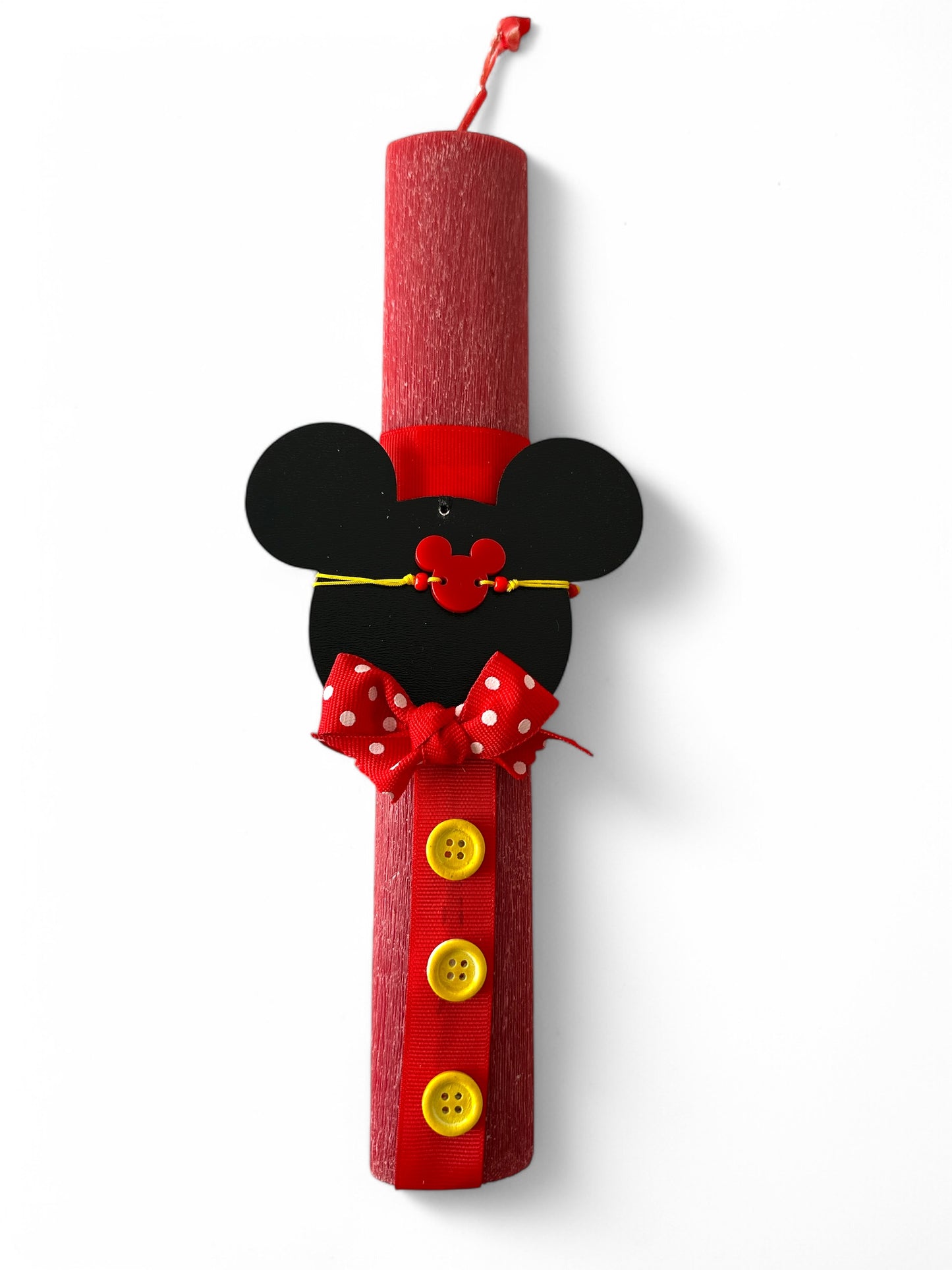Χειροποίητη πασχαλινή λαμπάδα Μίκυ σε λευκό φόντο, κόκκινη με ξύλινο στοιχείο