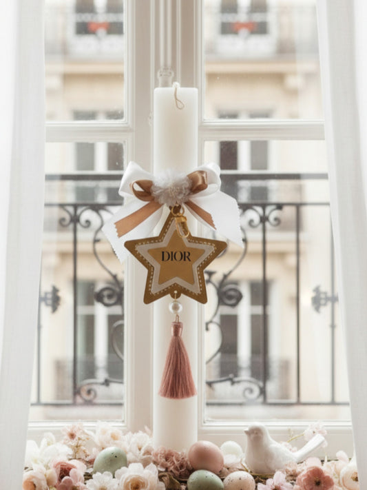 Luxury inspired πασχαλινή λαμπάδα σε παριζιάνικο σκηνικό με ανοιξιάτικα λουλούδια – So Cute by Dimi