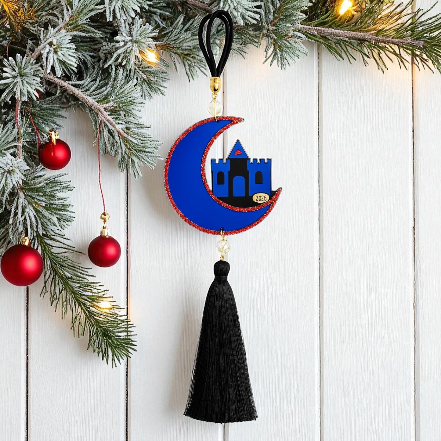 Γούρι 2026 Moonlit Castle plexiglass φεγγάρι με κάστρο και φούντα – Χονδρική So Cute by Dimi