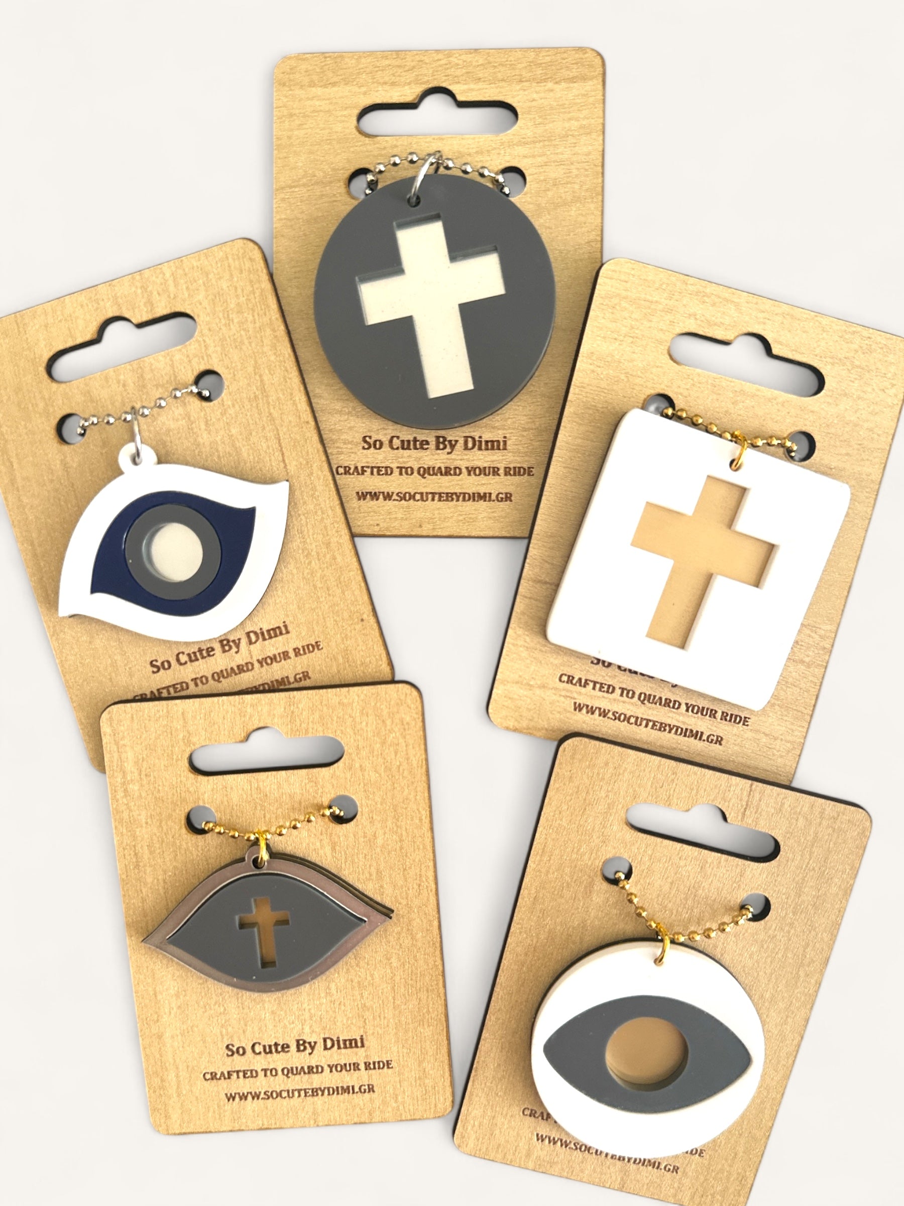 Γούρια αυτοκινήτου σε minimal, αρχιτεκτονικό design