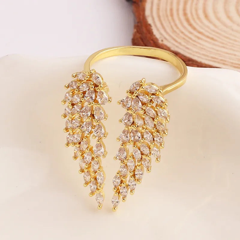 Angel Wings ring with zircon