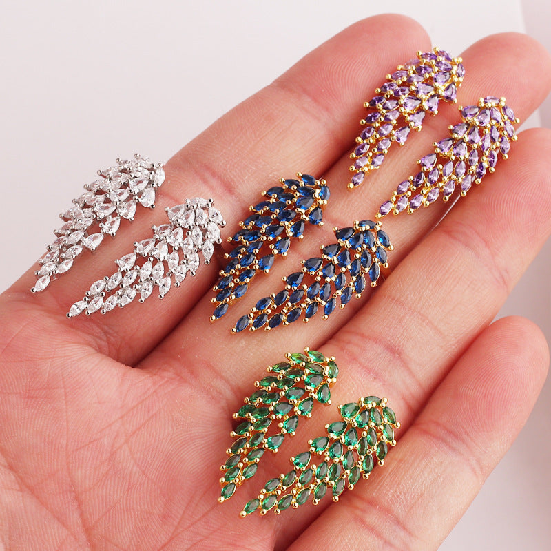 Angel Wings ring with zircon