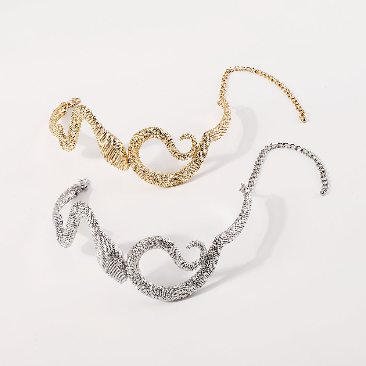 Retro Snake-shaped Alloy Irregular Three-dimensional Women'S Choker