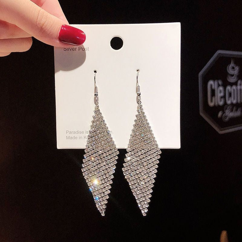 Shiny Rhombus Rhinestone Women'S Drop Earrings