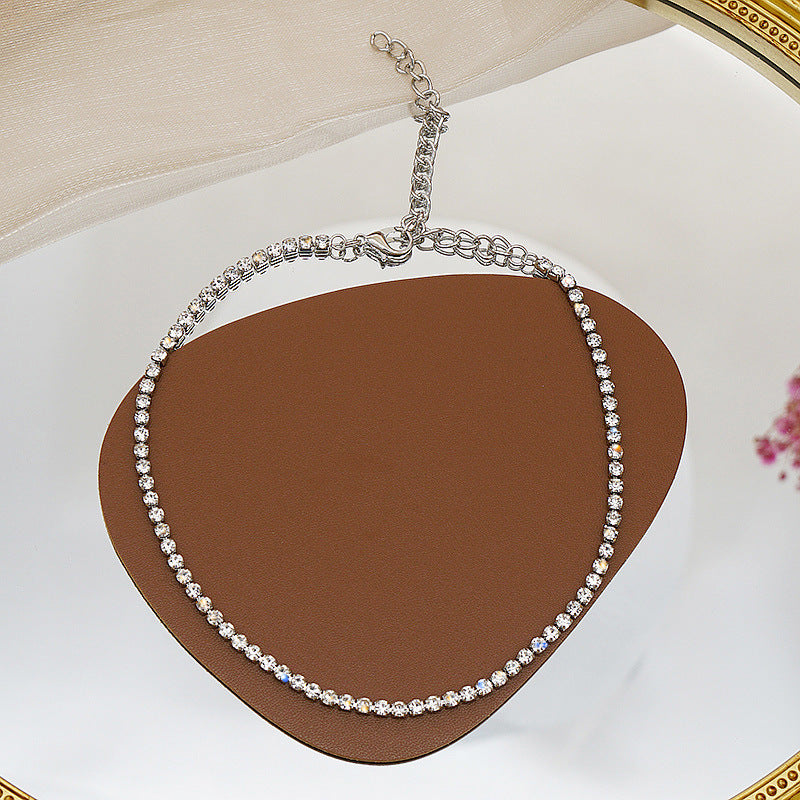 Sexy Shiny Geometric Women'S Necklace with Rhinestones