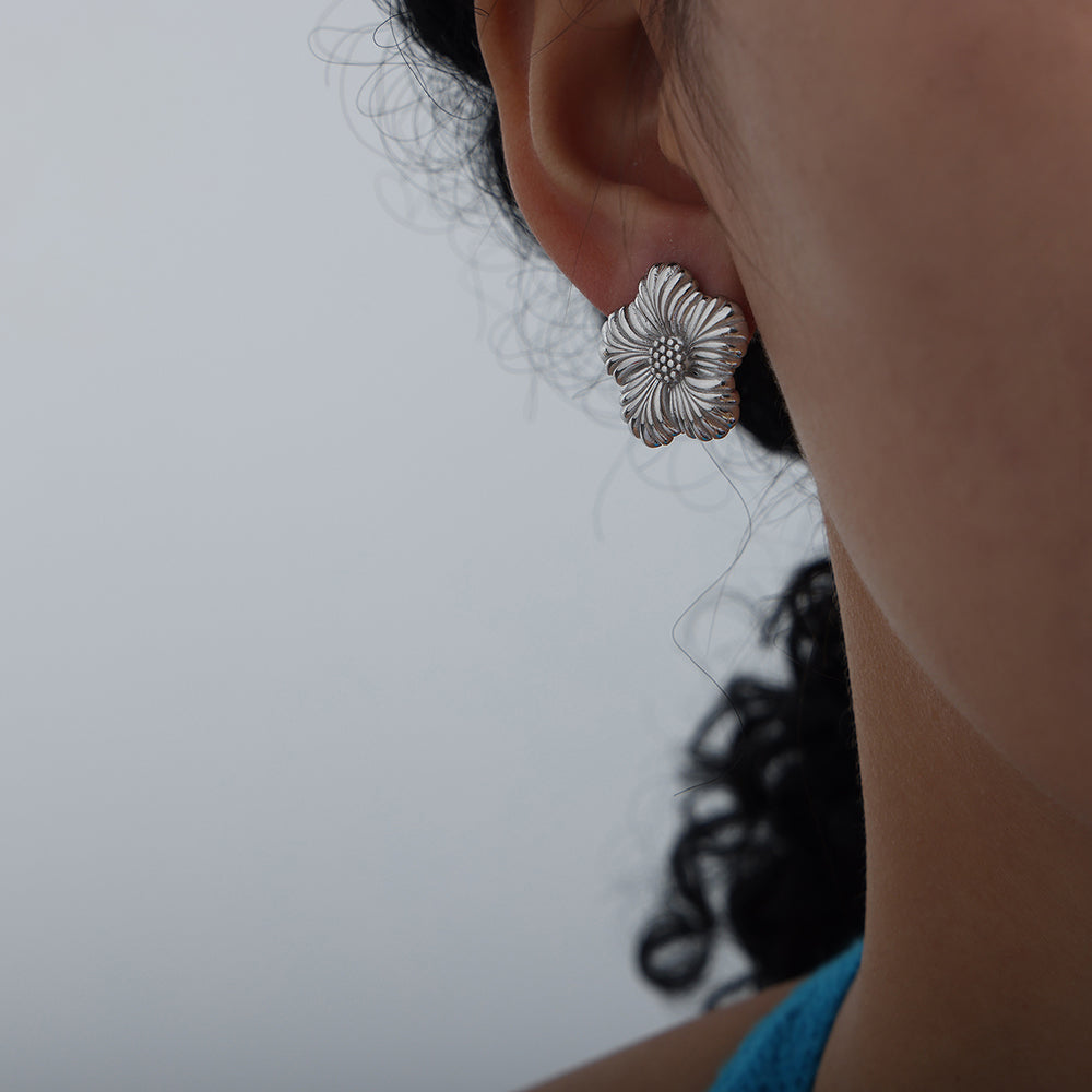 Flower Titanium Steel 18K Gold Plated Ear Studs