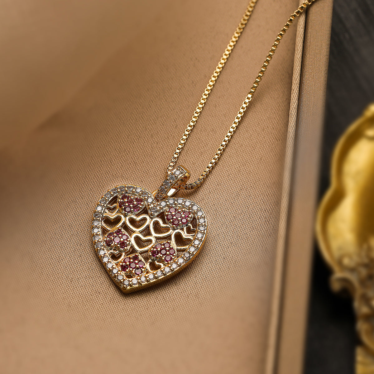 Heart Shape Copper Plating Inlay Zircon 18K Gold Plated Pendant Necklace
