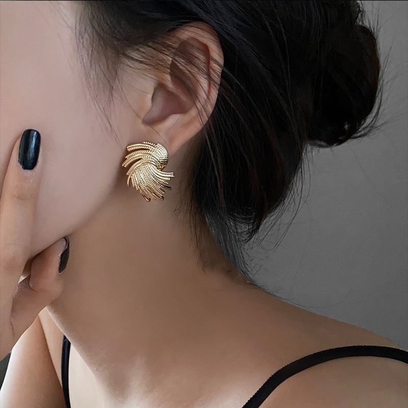 Simple Style Geometric Solid Color Copper Ear Studs