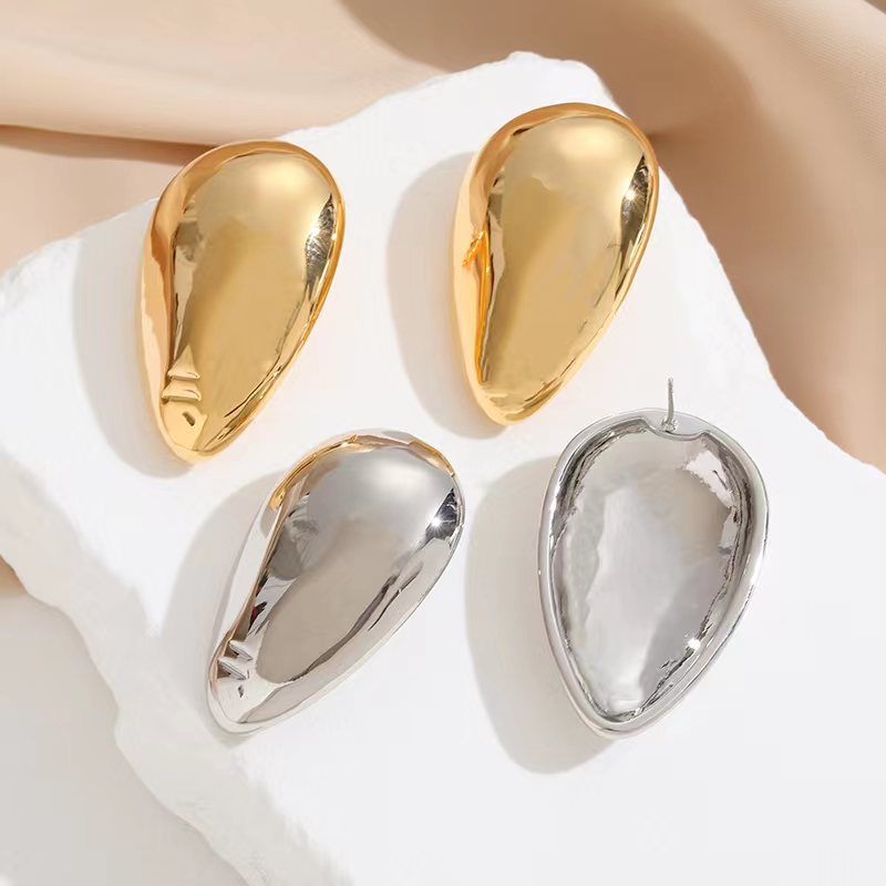 Casual Lady Streetwear Geometric Plating Copper Ear Studs