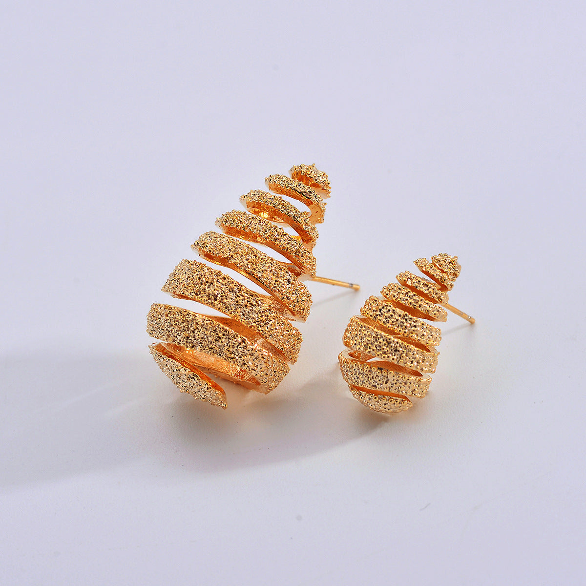 Elegant Stripe Copper Ear Studs