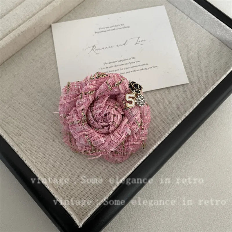 Elegant Flower Imitation Pearl Plating Women's Brooches