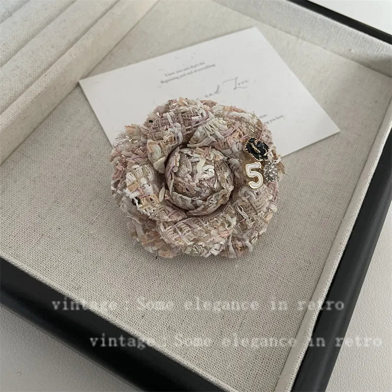 Elegant Flower Imitation Pearl Plating Women's Brooches