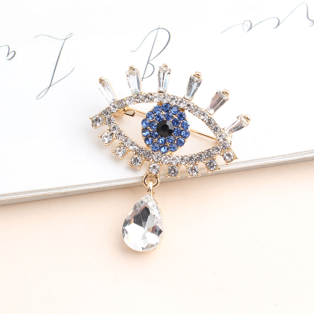 Shiny Evil Eye Alloy Inlay Crystal Rhinestones Unisex Brooches