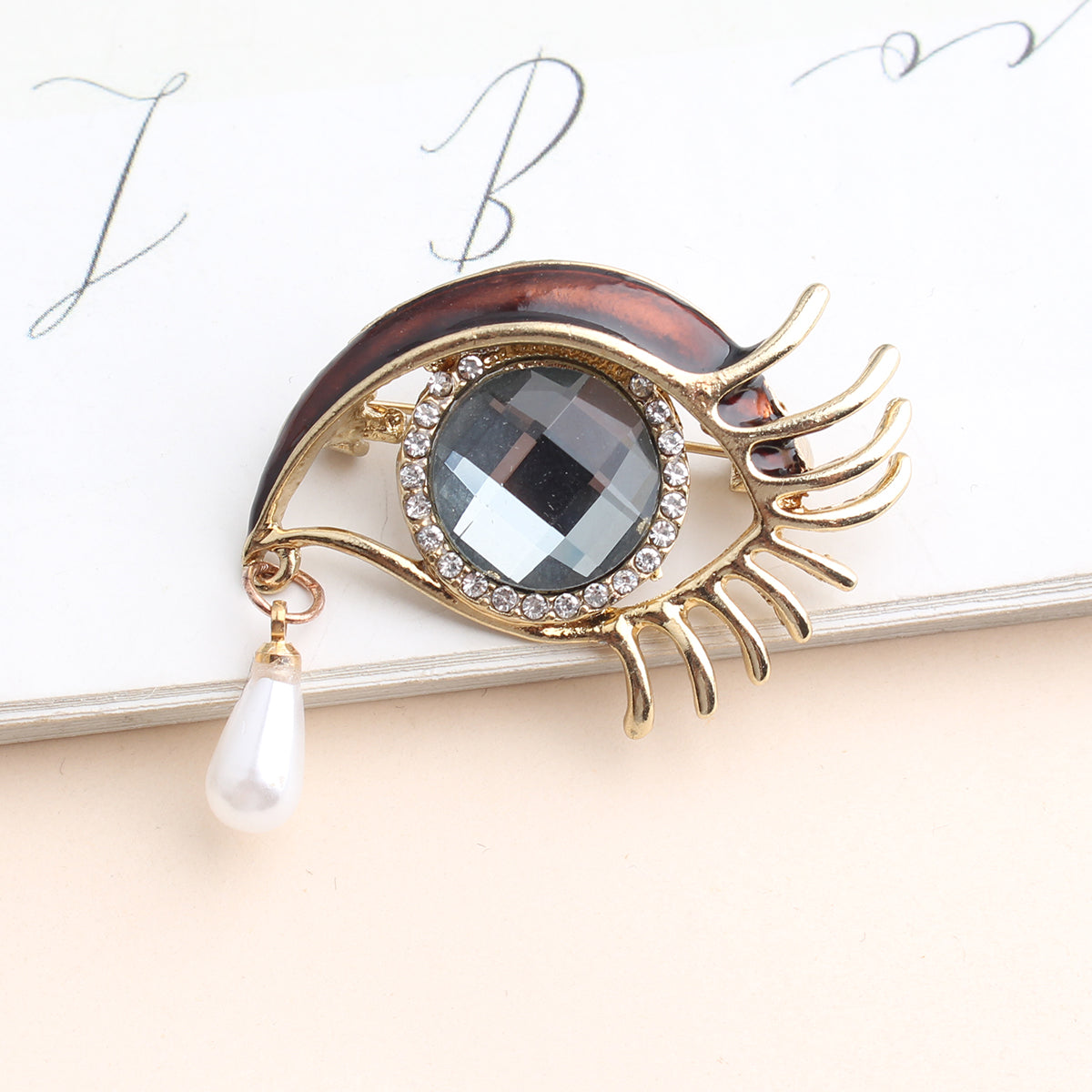 Shiny Evil Eye Alloy Inlay Crystal Rhinestones Unisex Brooches