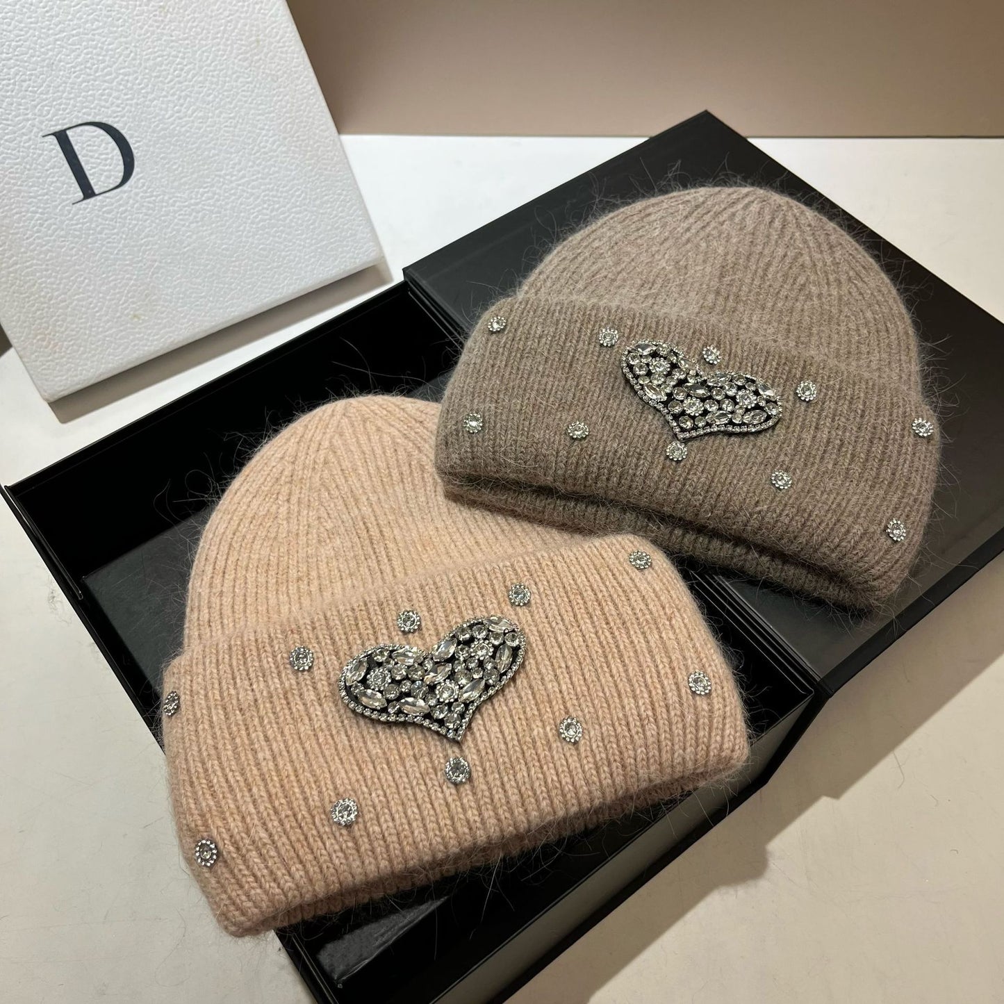 Women's Cute Preppy Style Sweet Heart Shape Rhinestone Eaveless Wool Cap