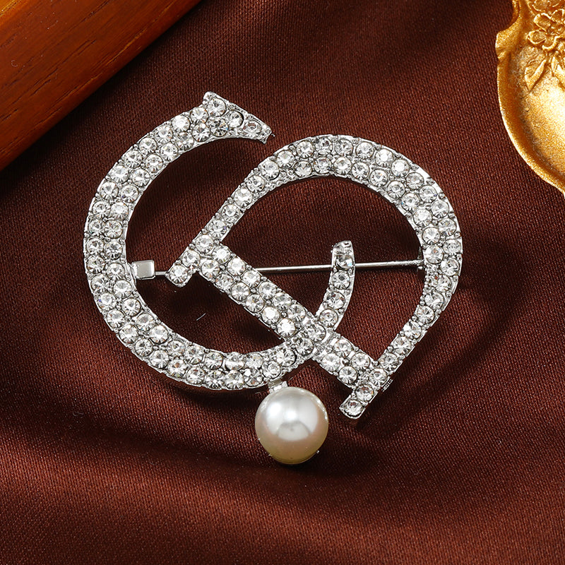 Elegant Cute Animal Alloy Inlay Rhinestones Unisex Brooches, CD