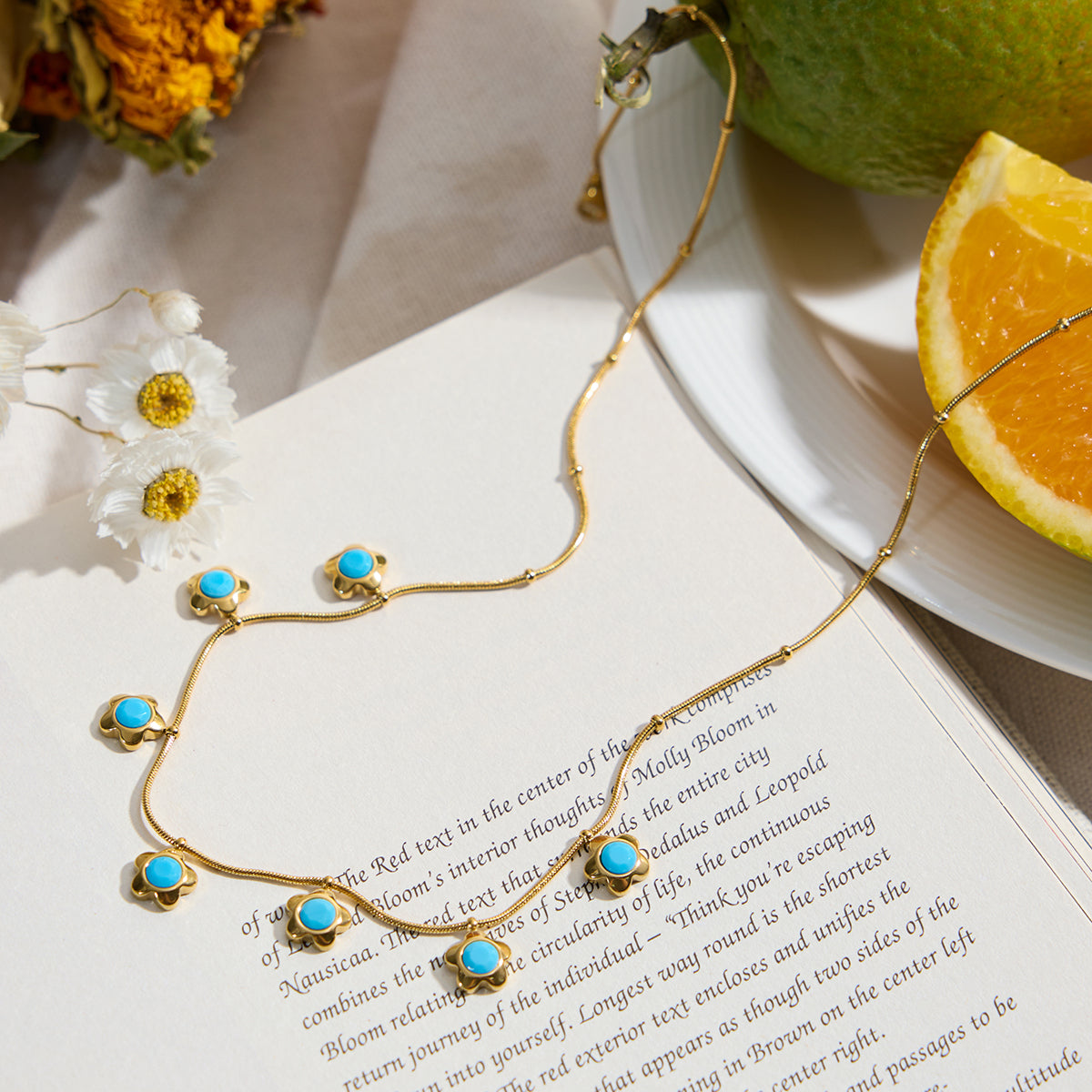 Κολιέ “Azure Dots” – Ατσάλινο με τιρκουάζ πέτρες | So Cute by Dimi Wholesale