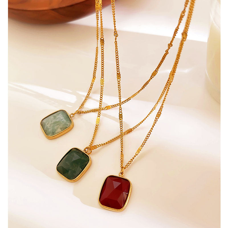 Ατσάλινο κολιέ με ορθογώνια φυσική πέτρα σε gold plated αλυσίδα – Χονδρική So Cute by Dimi