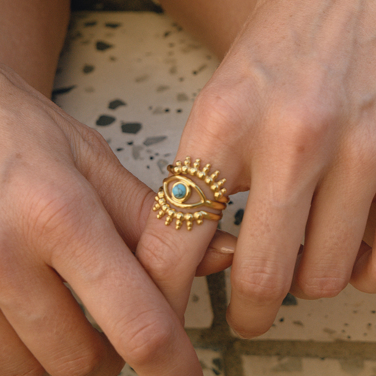 Δαχτυλίδι “Solar Vision” – Ατσάλινο με μάτι και τιρκουάζ πέτρα | So Cute by Dimi Wholesale