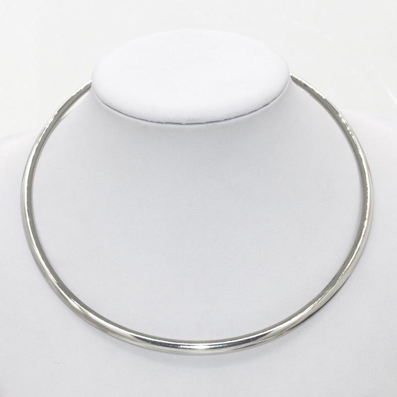 Fashion Bold metal choker