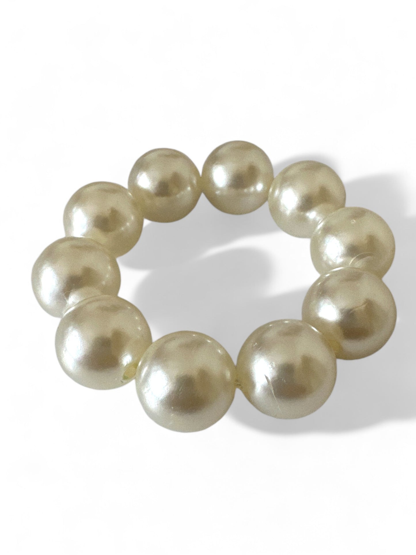 BOLD PEARLS BRACELET