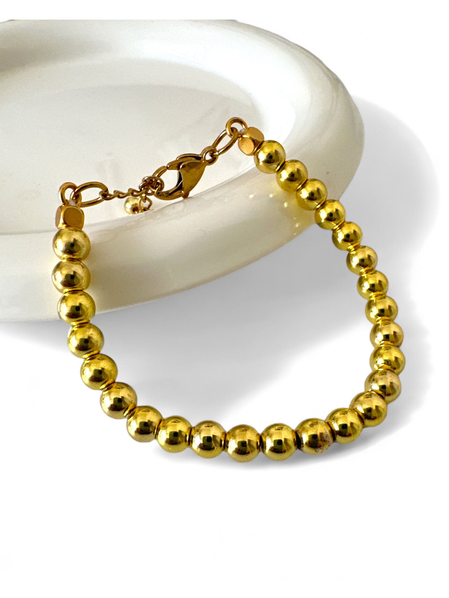 Χειροποίητο βραχιόλι με χάντρες αιματίτη 6mm και ατσάλινο κούμπωμα – Oly Bracelet – So Cute by Dimi