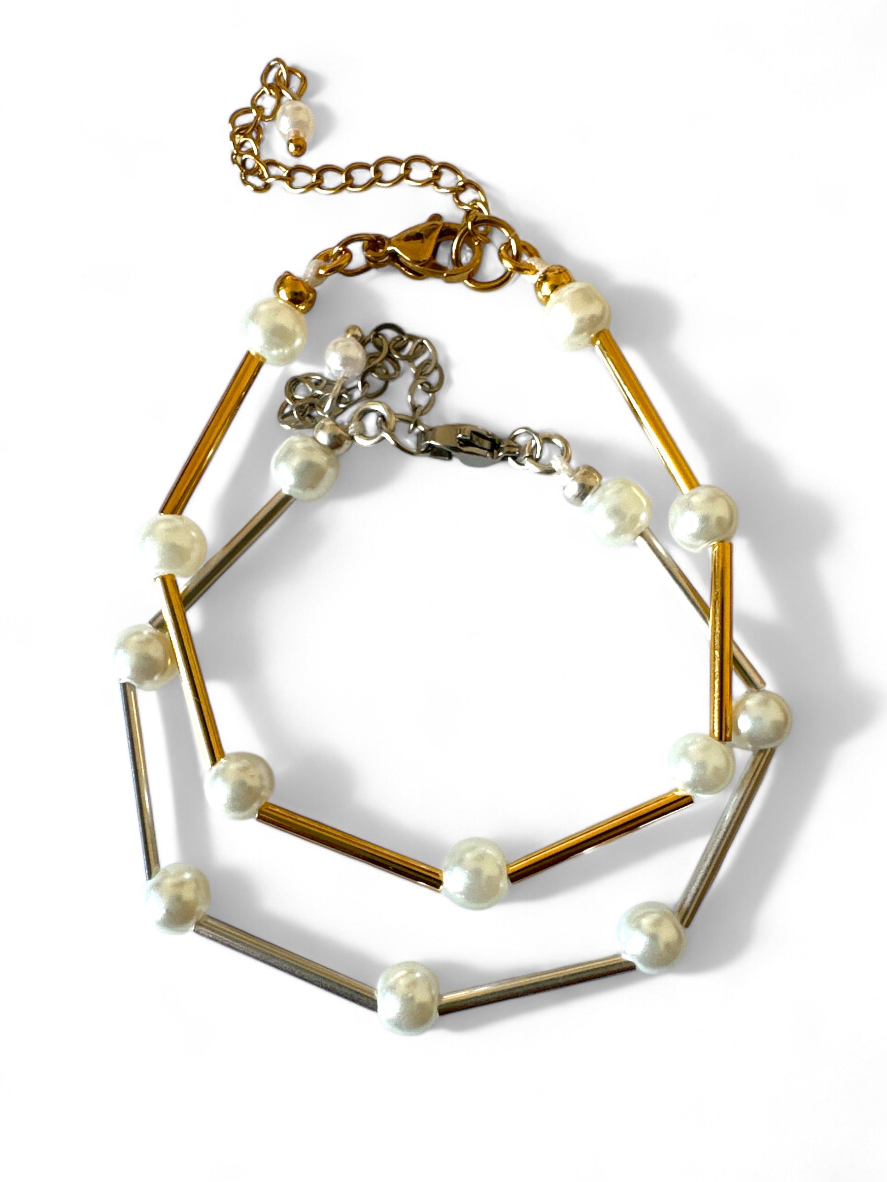 Χειροποίητο βραχιόλι με μεταλλικά σωληνάκια και γυάλινες πέρλες – Tenia Bracelet – So Cute by Dimi