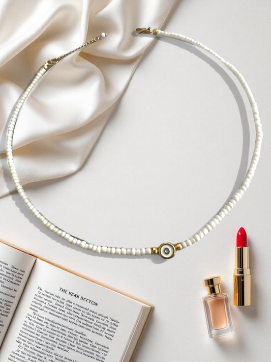 ΚΟΛΙΕ ΜΕ ΜΑΤΑΚΙ