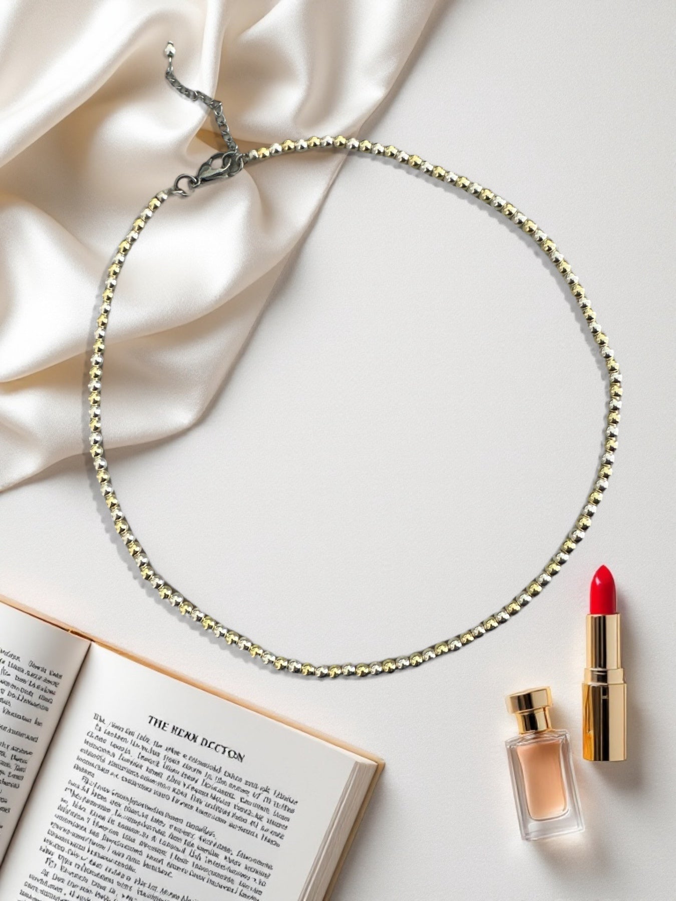 ΚΟΛΙΕ ΜΕ ΧΑΝΤΡΕΣ ΑΙΜΑΤΙΤΗ ΣΕ ΔΙΧΡΩΜΙΑ