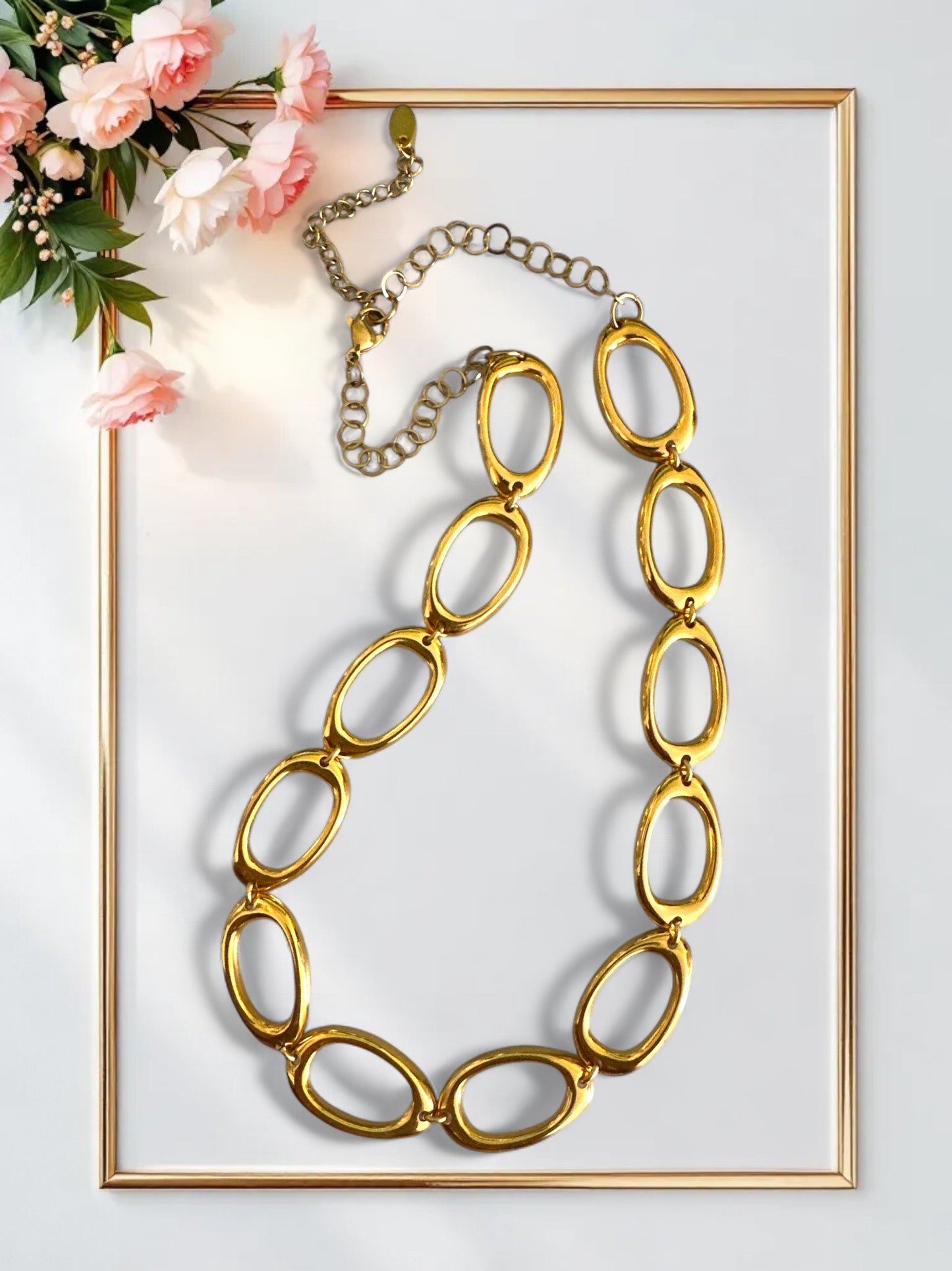 HALO CHOKER NECKLACE