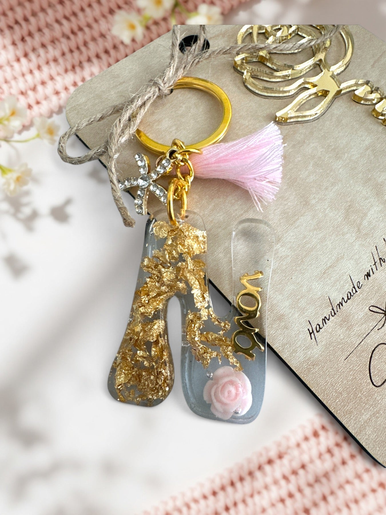 Χειροποίητο Μπρελόκ – Μαμά / Γιαγιά / Νονά, σε συσκευασία 2 τεμαχίων