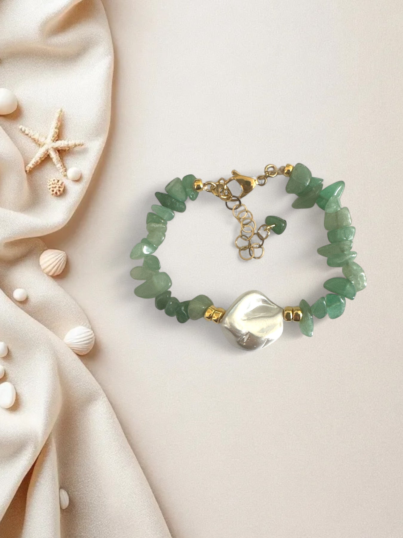 Χειροποίητο βραχιόλι με φυσικές πολύχρωμες πέτρες και λευκή πέρλα – So Cute by Dimi