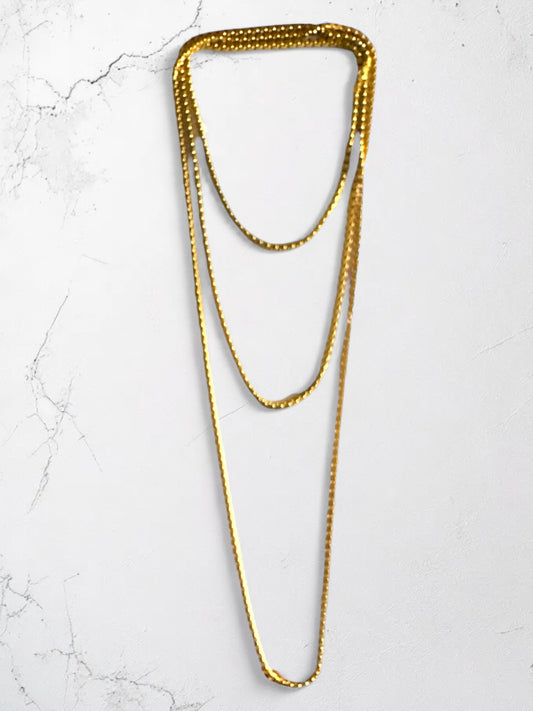 Golden Flow – Μακριά Χρυσή Ατσάλινη Αλυσίδα