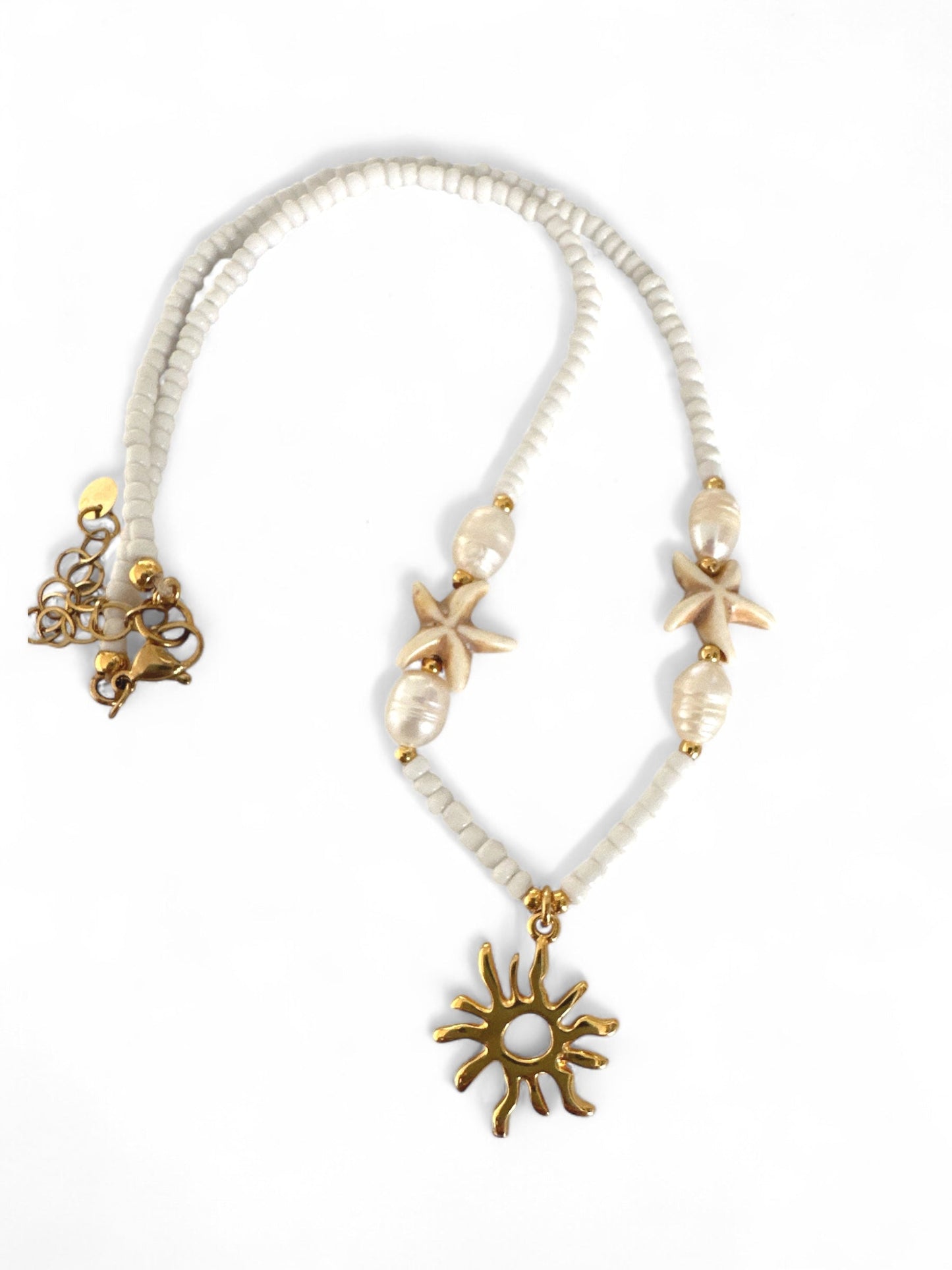 Seaside Whispers Necklace – Χειροποίητο κολιέ με charms