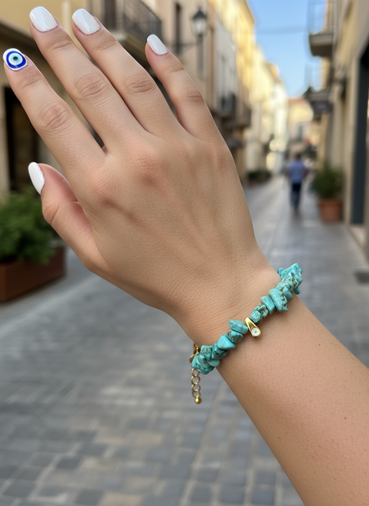 Χειροποίητο βραχιόλι με chips ημιπολύτιμων λίθων & επίχρυσο ματάκι – So Cute by Dimi