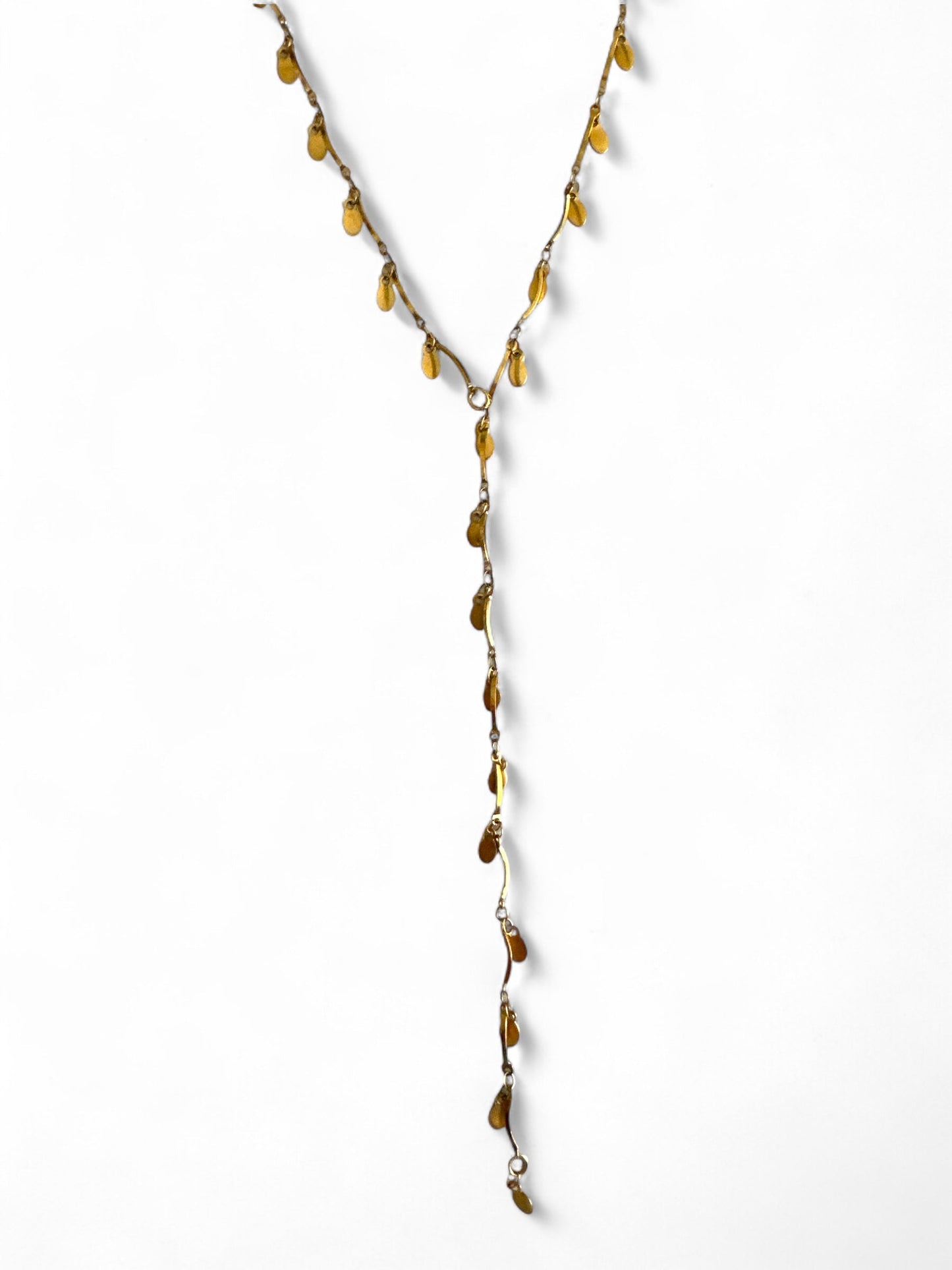 🔸 Κολιέ “Fleur d’Or” – Y-Drop Ατσάλινο με Κρεμαστά Φλουράκια