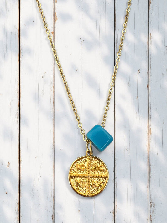 Mystic Cube – Ατσάλινο Κολιέ με Τυρκουάζ Κύβο & Κωνσταντινάτο