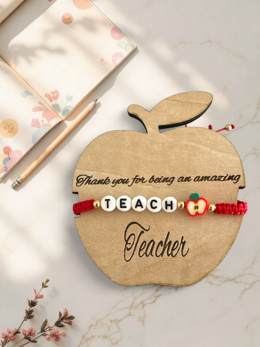 Χειροποίητο βραχιόλι δασκάλας με χάντρες TEACH & ξύλινη κάρτα μήλο – So Cute by Dimi