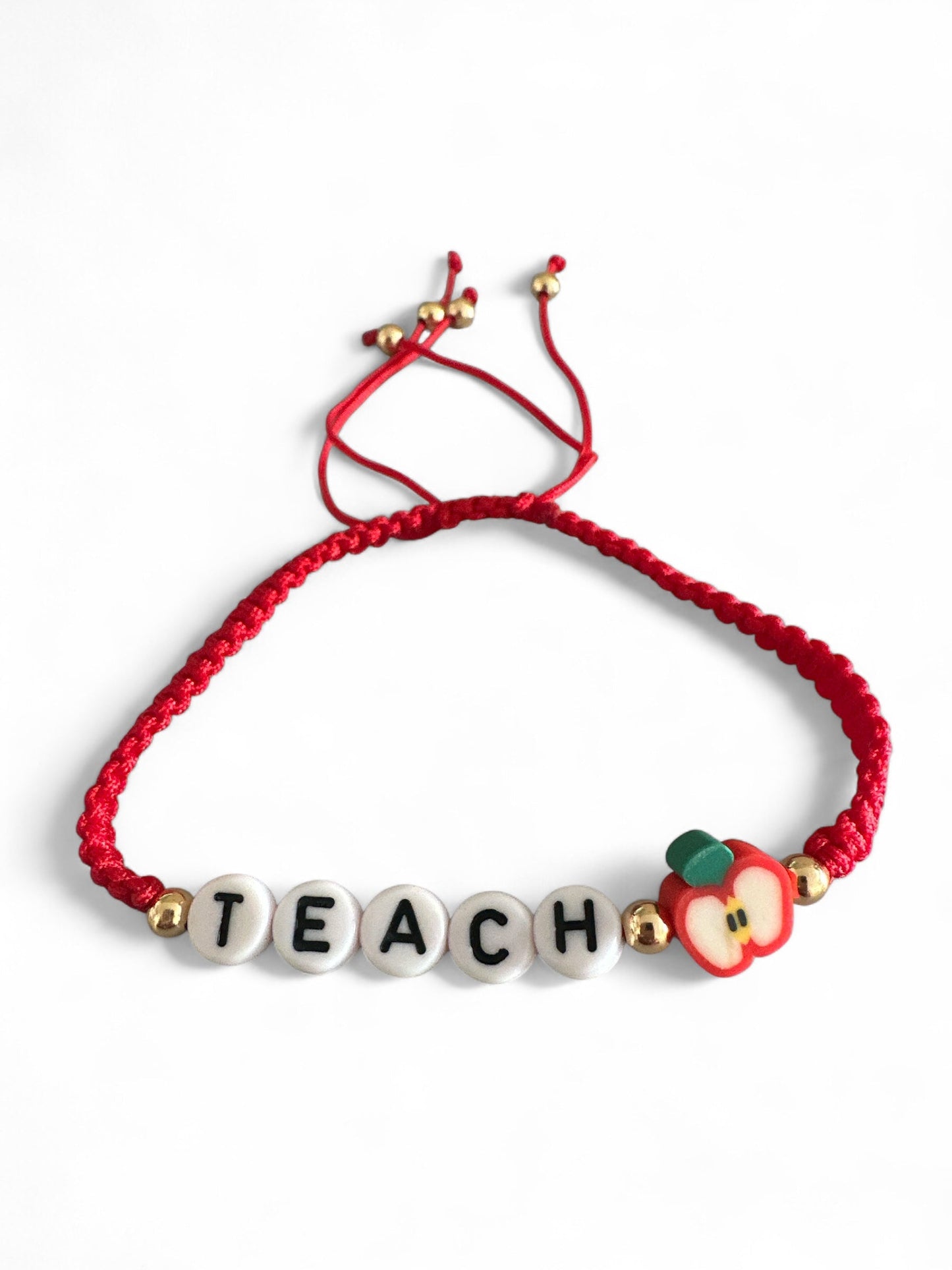 Χειροποίητο βραχιόλι δασκάλας με χάντρες TEACH & ξύλινη κάρτα μήλο – So Cute by Dimi