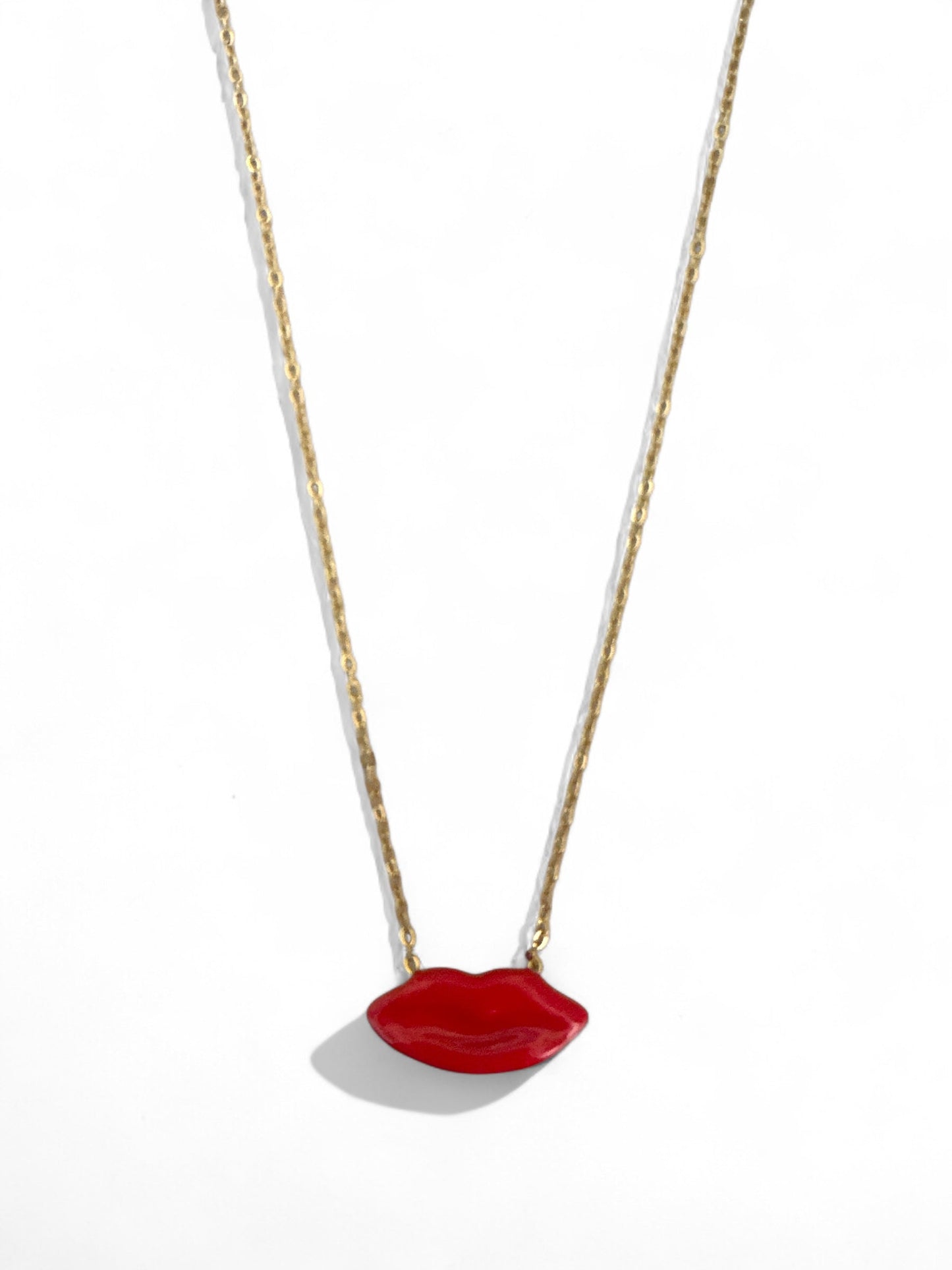 ⚡🚚 Kiss Me Lips Necklace