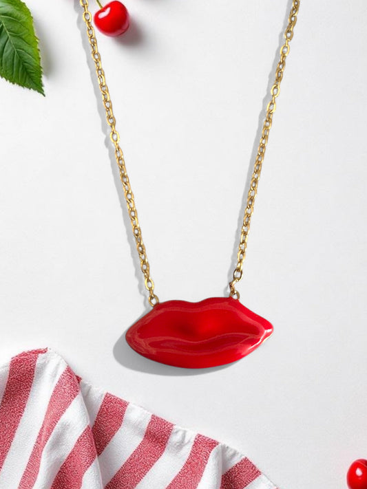 ⚡🚚 Kiss Me Lips Necklace