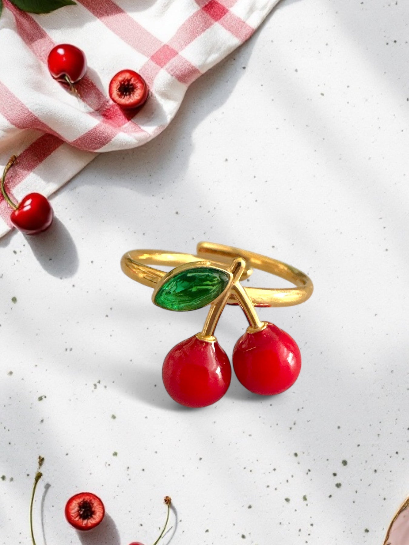 ⚡🚚 Cherry Bomb Ring