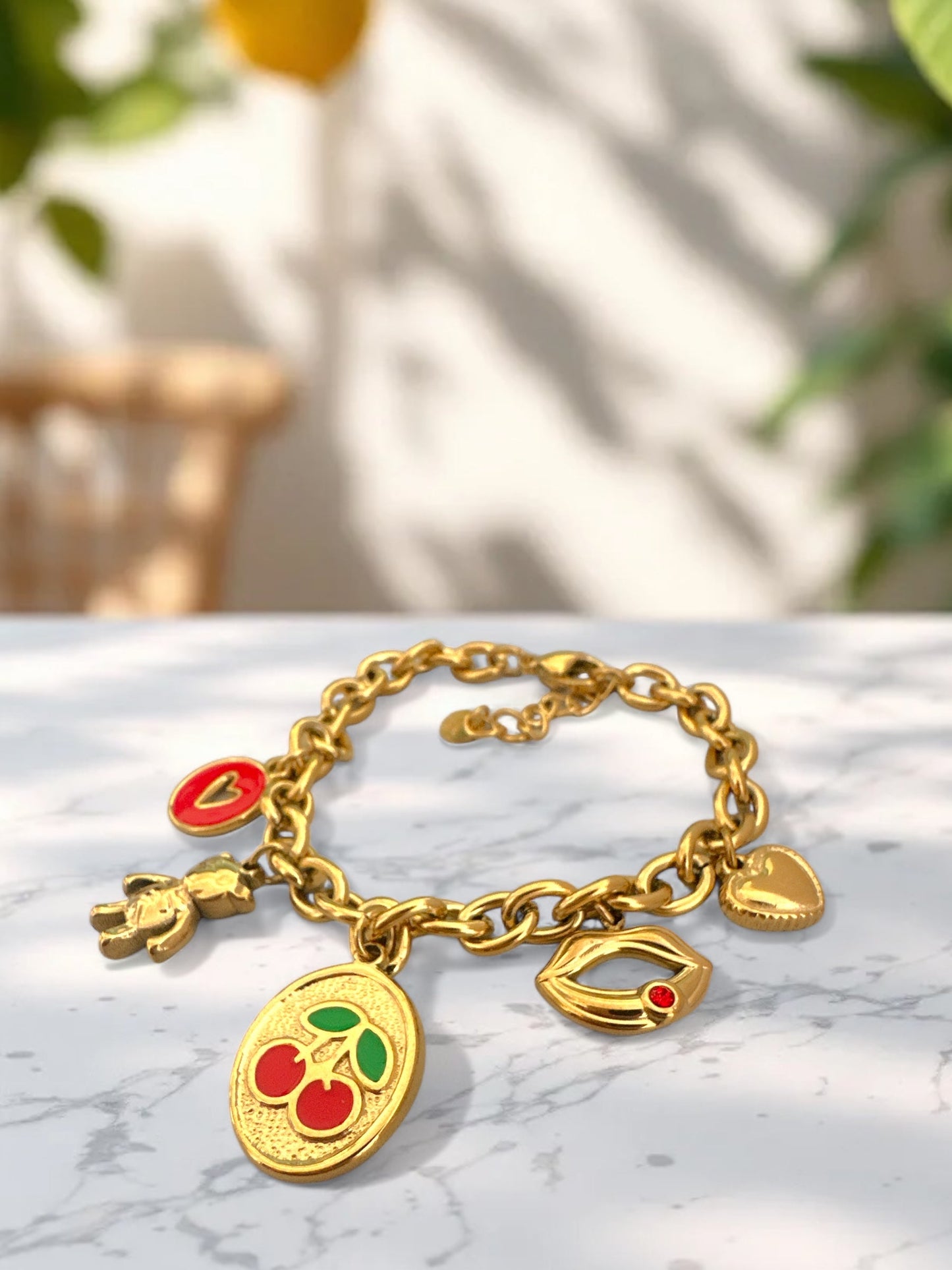 ⚡🚚 So Cute Charms Bracelet