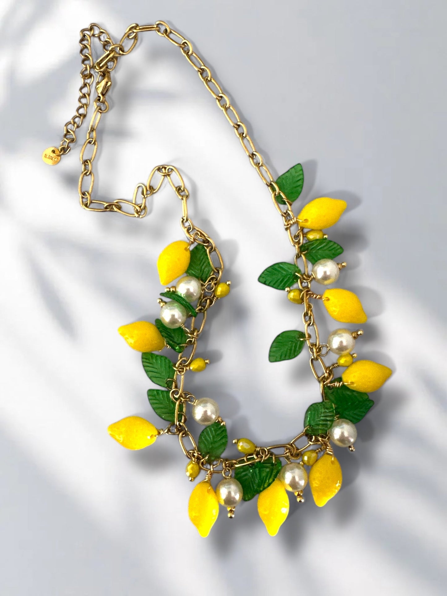 ⚡🚚 Lemon Charm Necklace – Dolce Vita Edition