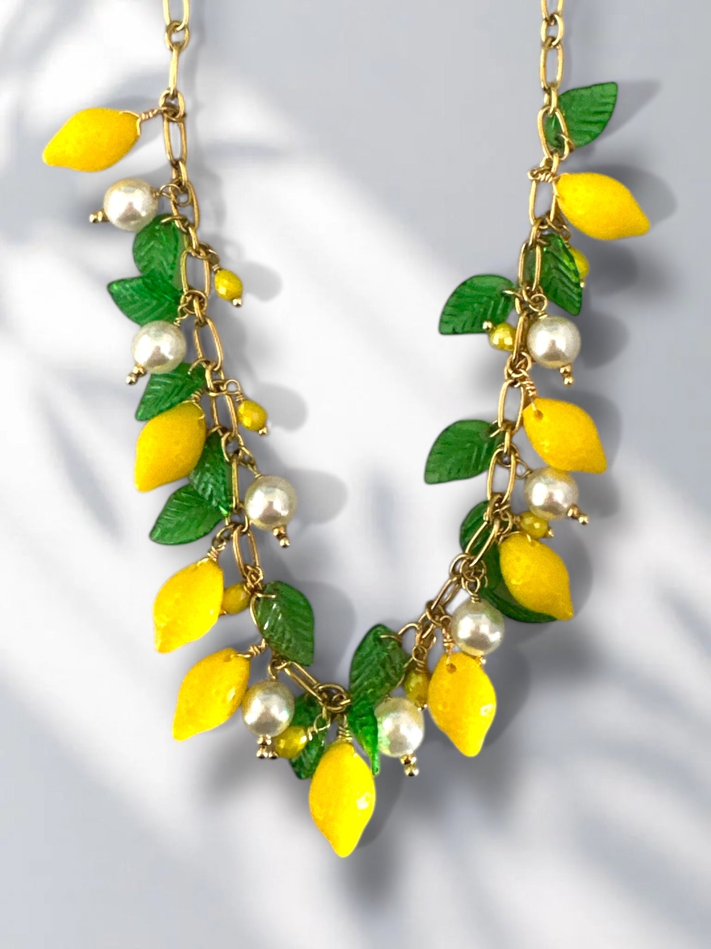 ⚡🚚 Lemon Charm Necklace – Dolce Vita Edition