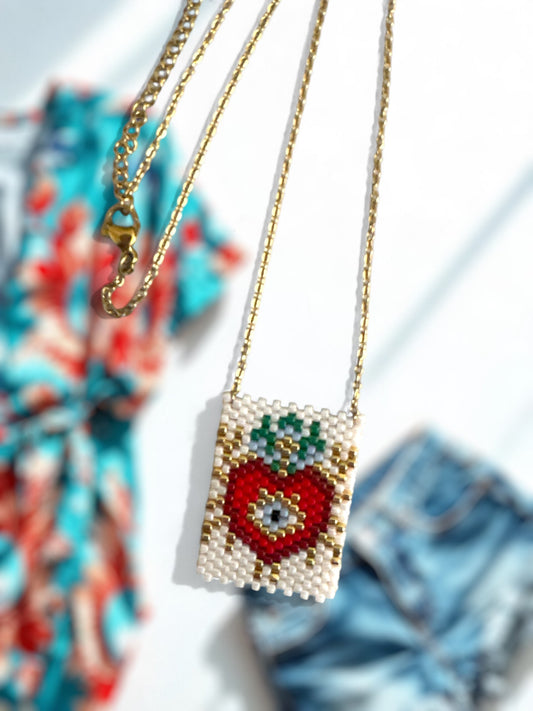 ⚡🚚 Beaded Sacred-Heart Square Necklace – Vanilla / Ocean